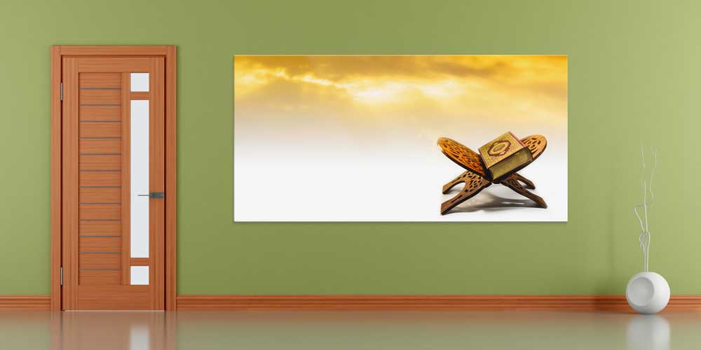 Kur’an-ı Kerim Rahle Üzerinde Altın Işıklı Büyük Ebatlı Duvar Dekoru – 11451