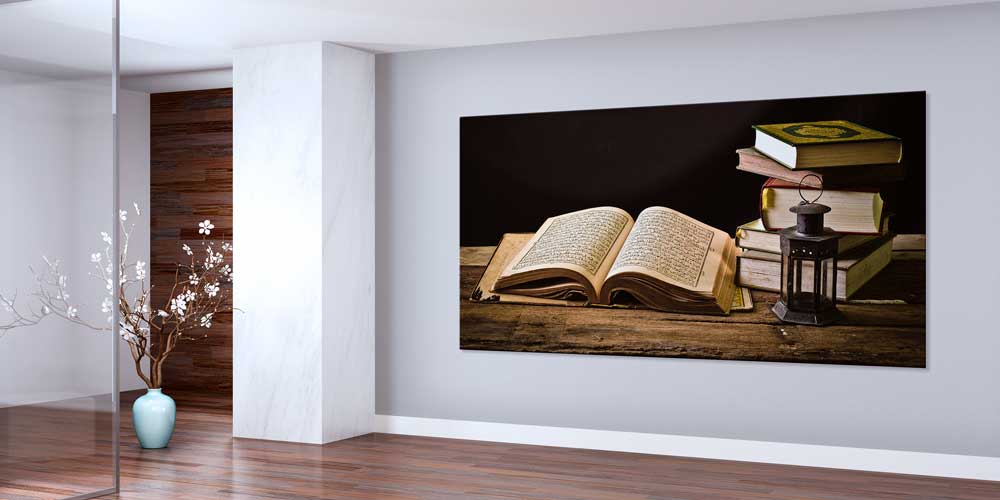 Kur’an-ı Kerim ve Kitaplar Konseptli Büyük Ebatlı Duvar Dekoru – 11452