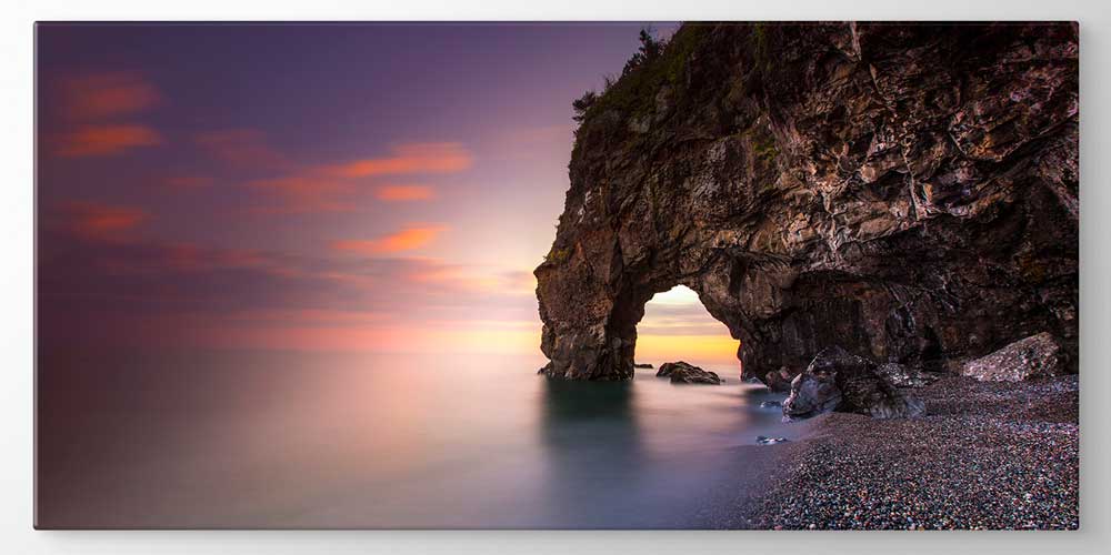 Gün Batımında Kayalık Kıyı ve Doğal Kaya Kemeri Panorama Büyük Ebatlı Duvar Dekoru 11952