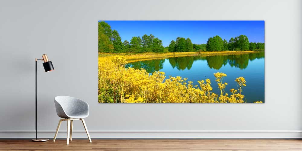 Sarı Çiçeklerle Çevrili Sakin Göl Manzarası Büyük Ebat Duvar Dekor Ürünü 14140