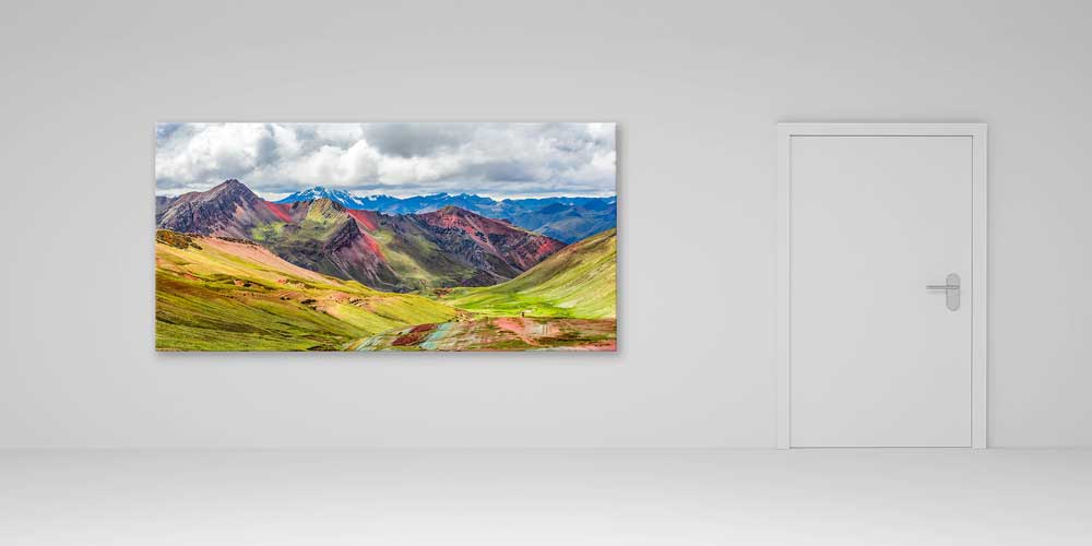 Renkli Dağlar ve Geniş Vadi Manzarası Büyük Ebat Duvar Dekoru 14110