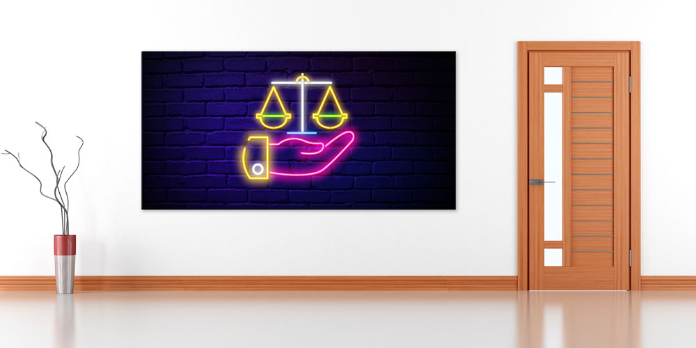 Neon El ve Adalet Terazisi Temalı Büyük Ebat Duvar Dekoru 7880