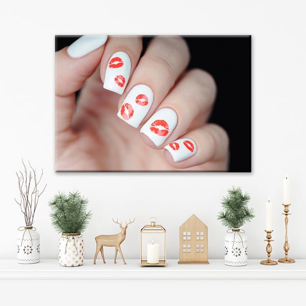 Kırmızı Öpücük Desenli Nail Art Manikür Duvar Tablosu – 5650
