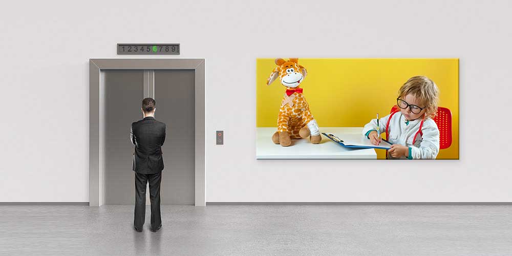 Minik Doktor ve Zürafa Temalı Çocuk Hastane Posteri  12678