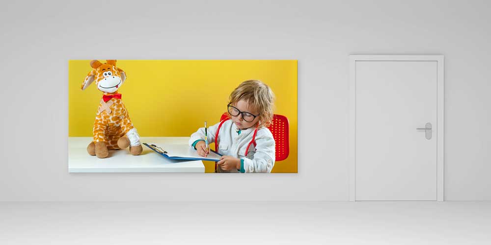 Minik Doktor ve Zürafa Temalı Çocuk Hastane Posteri  12678