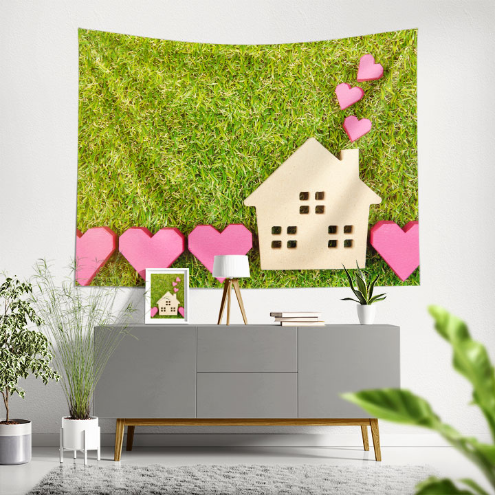 Ev ve Kalp Figürlü Yeşil Zemin Duvar Örtüsü Kumaş Baskı 5589
