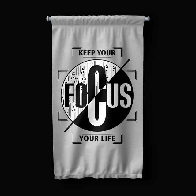 Keep Your Focus Duvar Flaması 7661
