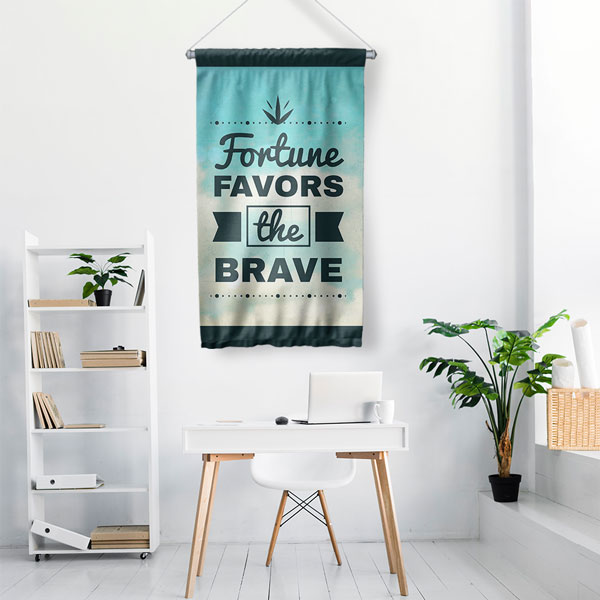 motivational-wall-decor-7695-01 Fortune Favors The Brave Motivasyon Duvar Flaması Kumaş Baskı 7695