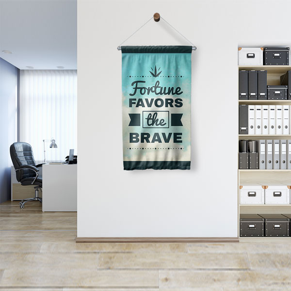 motivational-wall-decor-7695-03 Fortune Favors The Brave Motivasyon Duvar Flaması Kumaş Baskı 7695