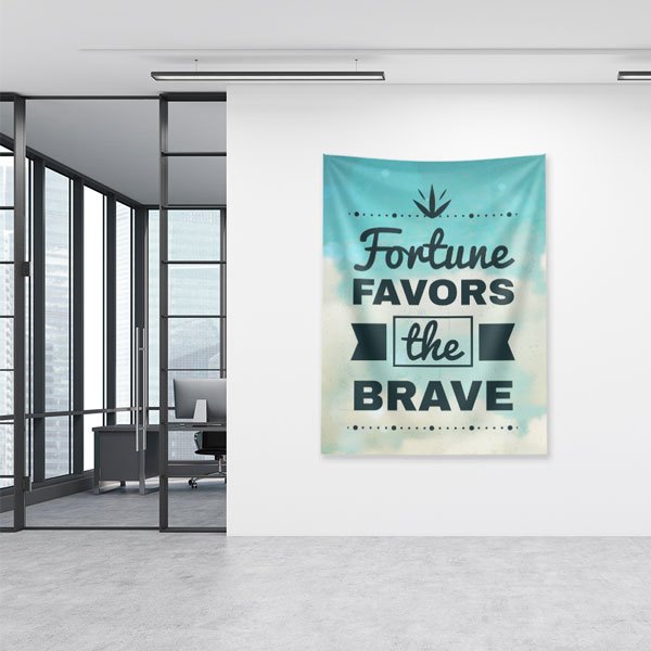 Motivasyon Duvar Örtüsü - Fortune Favors the Brave 7632