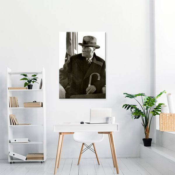 Atatürk Şapkalı Portre Kanvas Tablo 6185