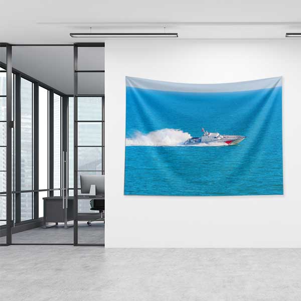 Mavi Denizde Sahil Güvenlik Botu Duvar Örtüsü 11038