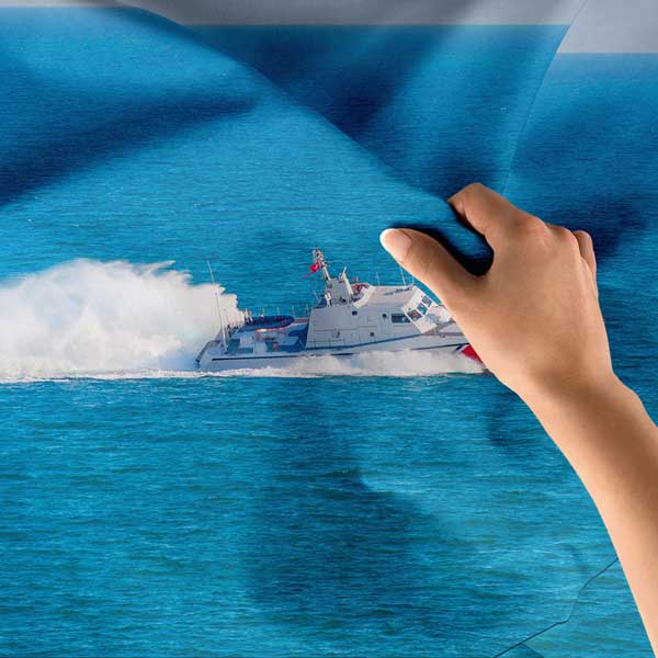 Mavi Denizde Sahil Güvenlik Botu Duvar Örtüsü 11038