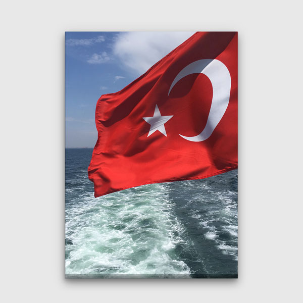 Dalgalanan Türk Bayrağı Deniz Manzaralı Kanvas – 11275