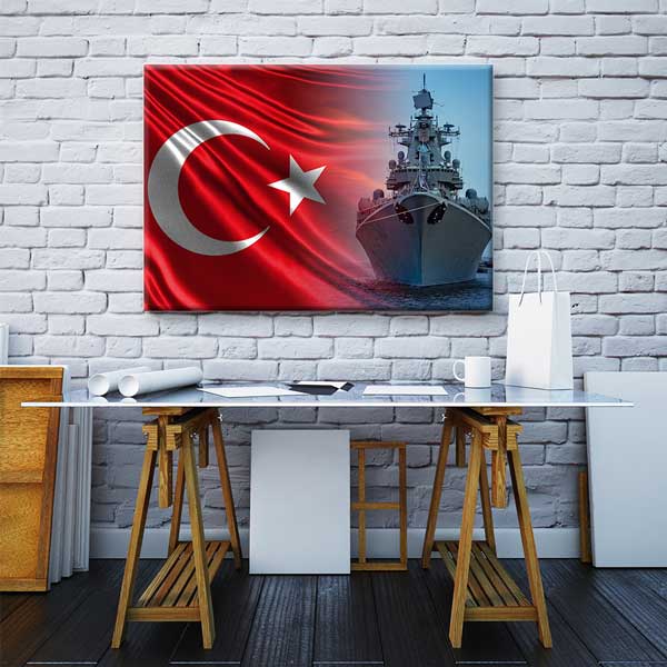 Türk Bayraklı Savaş Gemisi Kanvas Dekor – 11200