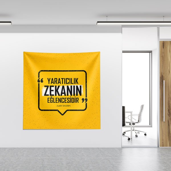okul-sinif-duvar-dekor-8522-02 "Yaratıcılık Zekanın Eğlencesidir" Einstein Sözü Duvar Örtüsü 8522