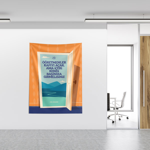 "Öğretmenler Kapıyı Açar, Ama İçeri Kendi Başınıza Girmelisiniz" Duvar Örtüsü 8464
