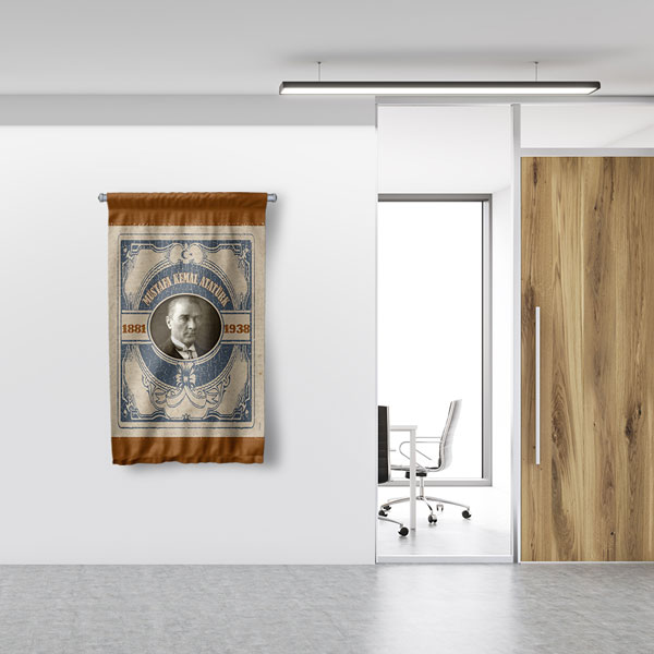 Atatürk Portreli Kahverengi Klasik Desenli Duvar Flaması Kumaş Baskı 8082