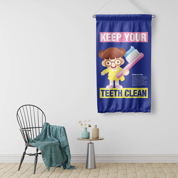İngilizce Kız Çocuklu Diş Fırçalama Eğitimi Duvar Flaması "Keep Your Teeth Clean" 8128