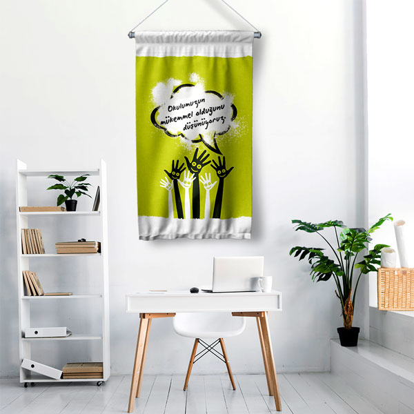 "Okulumuzun Mükemmel Olduğunu Düşünüyoruz" Okul Sevgisi Duvar Flaması 8072