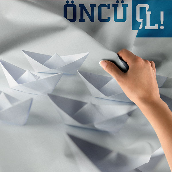 okul-sinif-duvar-sanati-8286-04 "Öncü Ol!" Motivasyonel Kağıt Gemi Duvar Örtüsü 8286