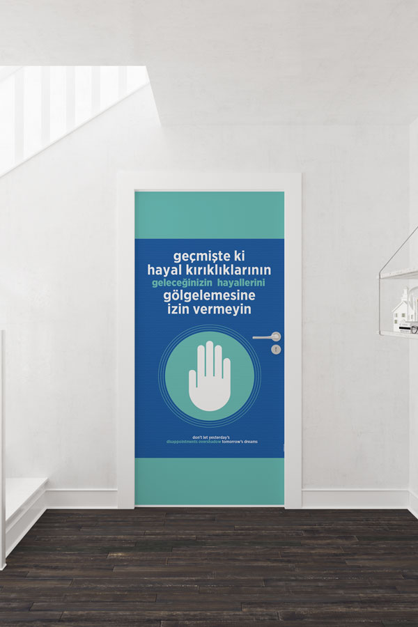 okul-sinif-kapi-giydirme-9018-01 "Geçmişin Gölgesi Geleceğe Düşmesin" Motivasyon Kapı Giydirmesi 9018