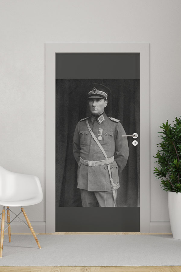 Atatürk Portresi Kapı Giydirme Askerî Üniformalı Tasarım 9125
