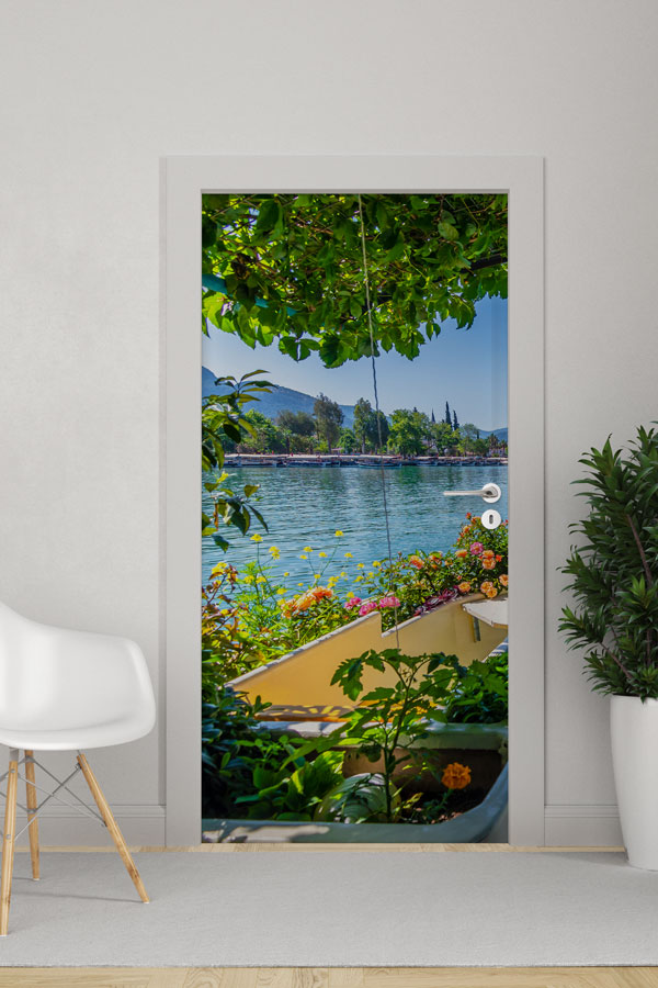 Göl Kenarı Bahçe ve Yeşil Doğa Manzaralı Kapı Giydirme 9732