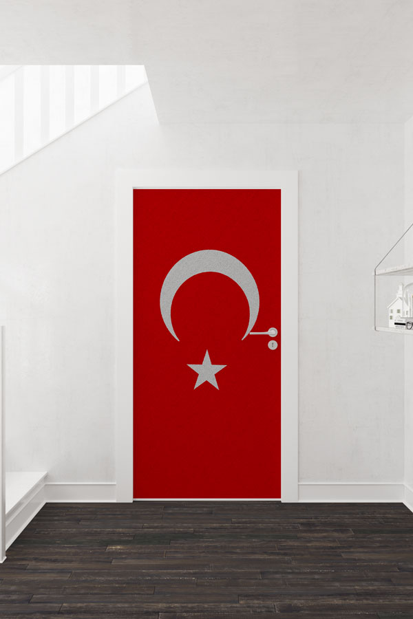 Minimal Türk Bayrağı Kapı Giydirme Tasarımı 8827