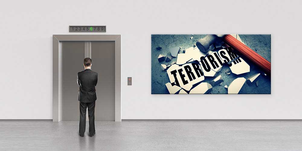 Terörizmi Yıkan Çekiç Temalı Dekoratif Baskı 11349