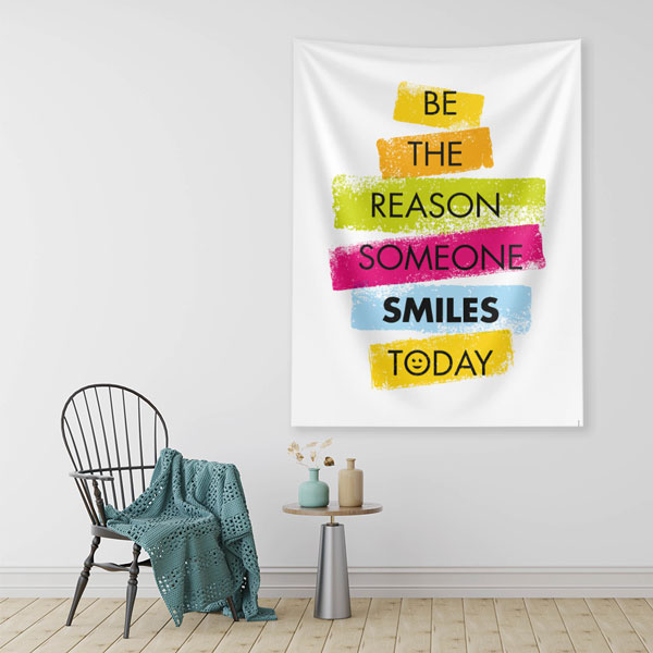 quotes-wall-tapestry-7640-01 Motivasyon Duvar Örtüsü - Be The Reason Someone Smiles 7640