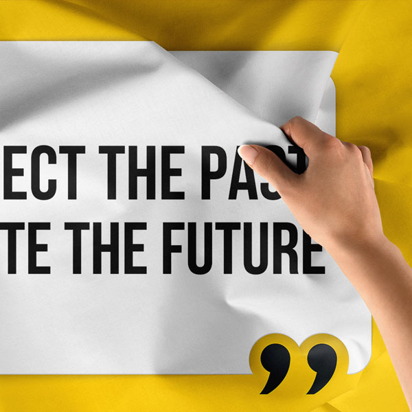 Respect The Past Duvar Örtüsü 8250