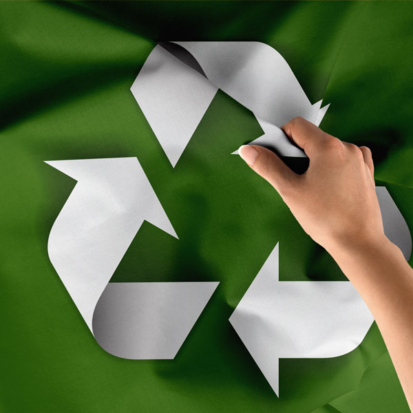 Büyük Geri Dönüşüm Sembolü Temalı Çevre Dostu Duvar Örtüsü 8305