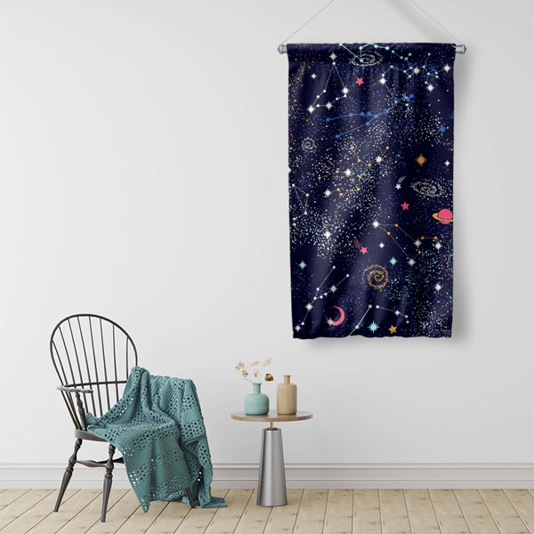 Yıldız Haritası ve Takımyıldızlar Temalı Dekoratif Duvar Flaması - Kozmik Gece Gökyüzü 10288-DF