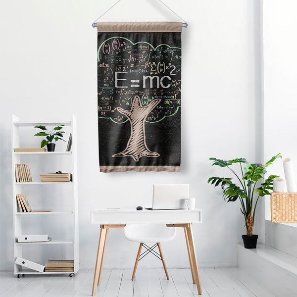 E=mc² Formülü ve Bilim Ağacı Temalı Dekoratif Duvar Flaması - Eğitici Kara Tahta Tasarımı 10304-DF