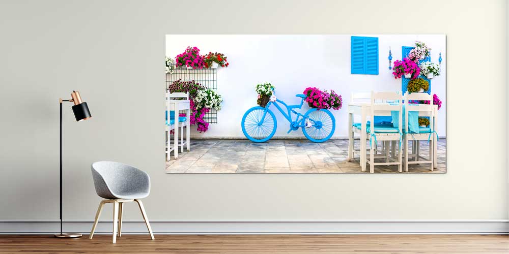 sea-scape-wall-decor-11900-00 Akdeniz Tarzı Mavi Bisiklet ve Çiçekli Sokak Manzaralı Büyük Ebat Duvar Dekor Ürünü 11900