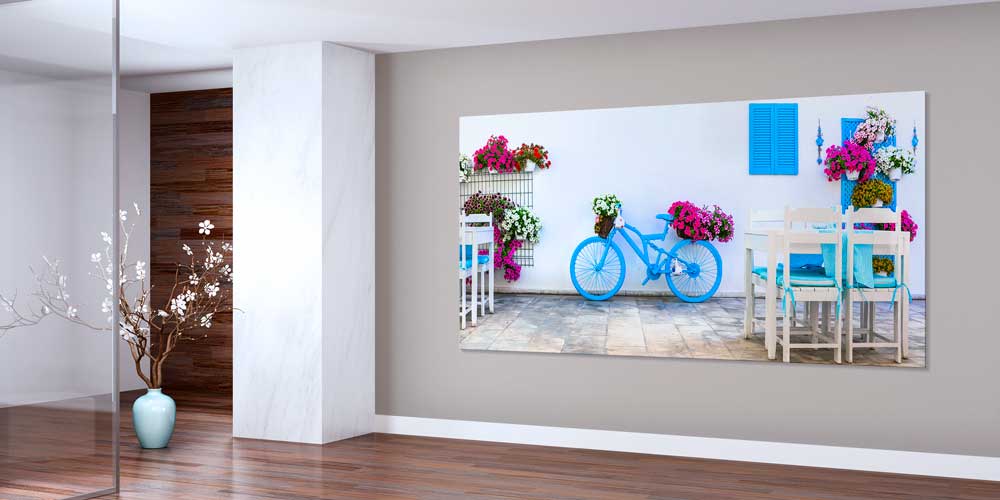 Akdeniz Tarzı Mavi Bisiklet ve Çiçekli Sokak Manzaralı Büyük Ebat Duvar Dekor Ürünü 11900