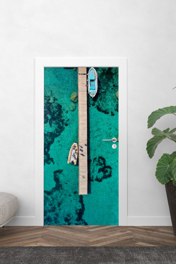 Turkuaz Deniz ve Ahşap İskele Havadan Görünüm Kapı Giydirme 9748