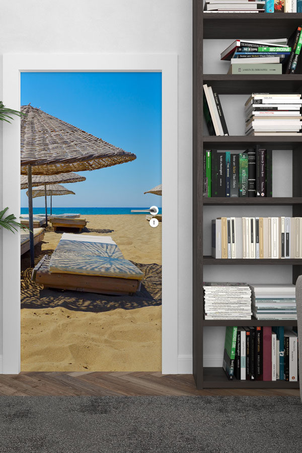 Plaj Şemsiyeleri ve Şezlonglar Manzaralı Kapı Giydirme 9695