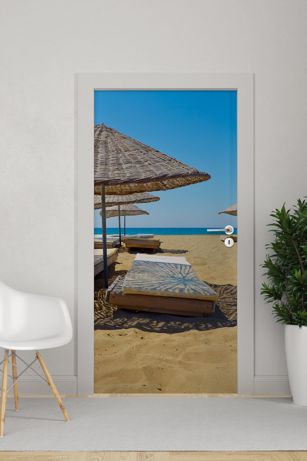 Plaj Şemsiyeleri ve Şezlonglar Manzaralı Kapı Giydirme 9695