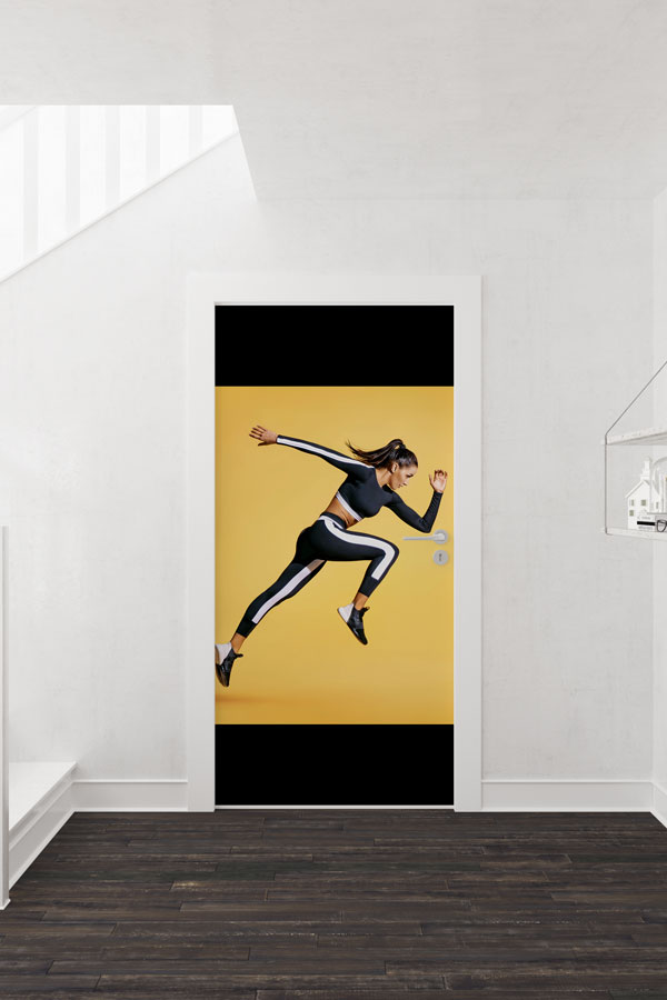 Koşan Sporcu Kadın Temalı Kapı Giydirme 8936