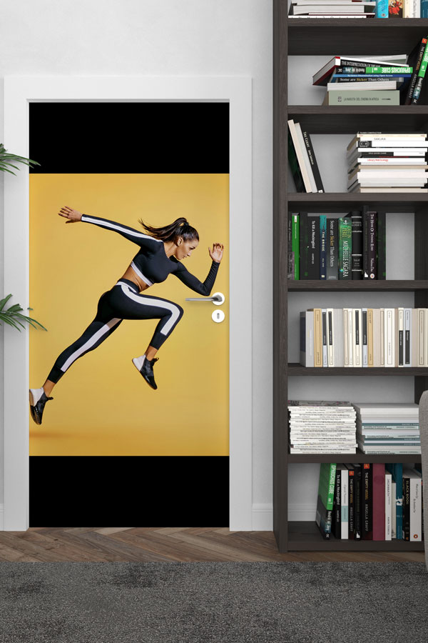 Koşan Sporcu Kadın Temalı Kapı Giydirme 8936