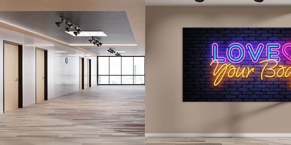 sports-wall-art-decor-7913-02 Neon “Love Your Body” Yazılı Büyük Ebat Spor Duvar Dekoru 7913