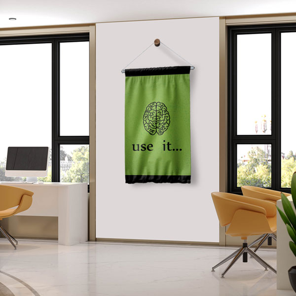 Zeka Temalı "Use It" Sınıf Duvar Flaması 8106
