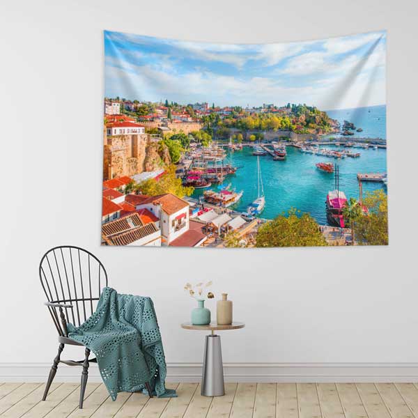 Renkli Sahil Yerleşimi ve Marina Manzarası Duvar Örtüsü 11669