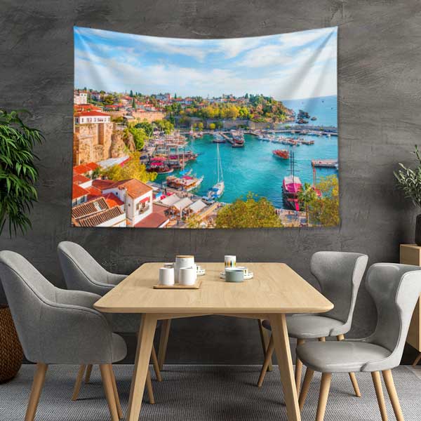 Renkli Sahil Yerleşimi ve Marina Manzarası Duvar Örtüsü 11669