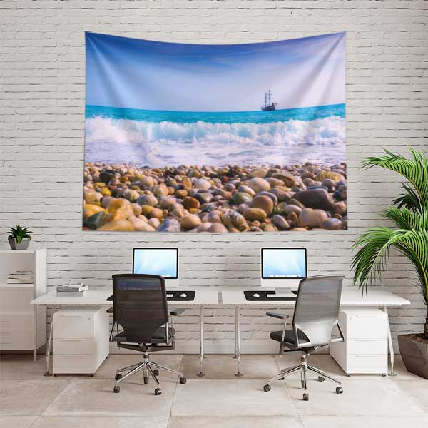 Çakıllı Sahil ve Dalgalı Deniz Manzarası Duvar Örtüsü 11707