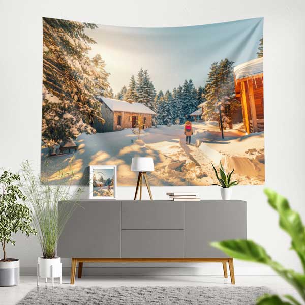 Karlı Orman ve Ahşap Evler Kış Manzarası Duvar Örtüsü Kumaş Baskı 11729