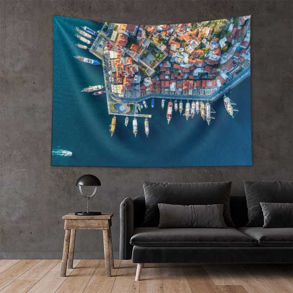 Üstten Bakış Tarihi Liman ve Marina Manzarası Duvar Örtüsü 11687