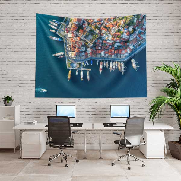 Üstten Bakış Tarihi Liman ve Marina Manzarası Duvar Örtüsü 11687